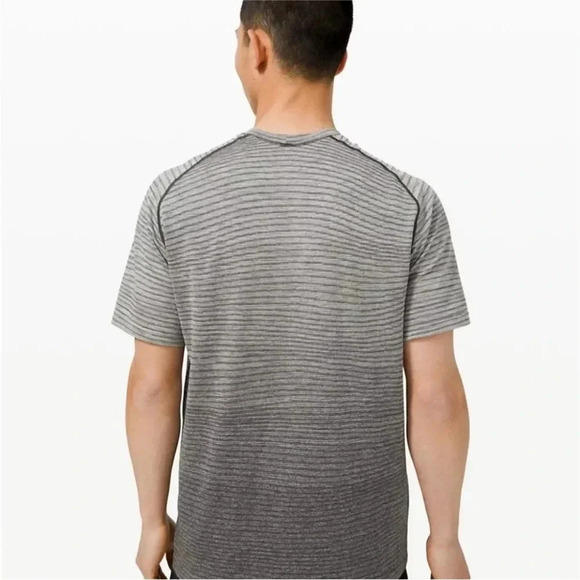 Lululemon Metal Vent Tech Short Sleeve Shirt 2.0 Wave Fade Graphite Grey/vapor - Picture 4 of 10